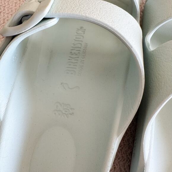 Birkenstock Surf Green Arizona Two Strap EVA Rubber Sandals Size 32 or 1-1.5 - Picture 2 of 6